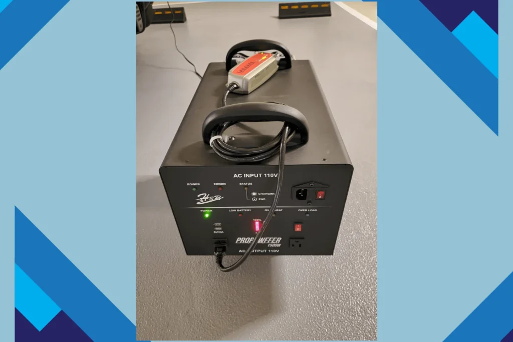 AC行動電源充電法拉利電瓶